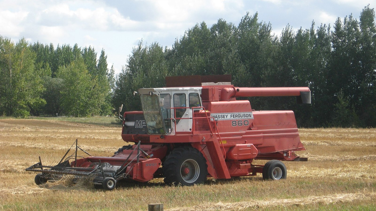 Harvest Season in the Peace Region: Keeping Combines and Equipment Running Through September