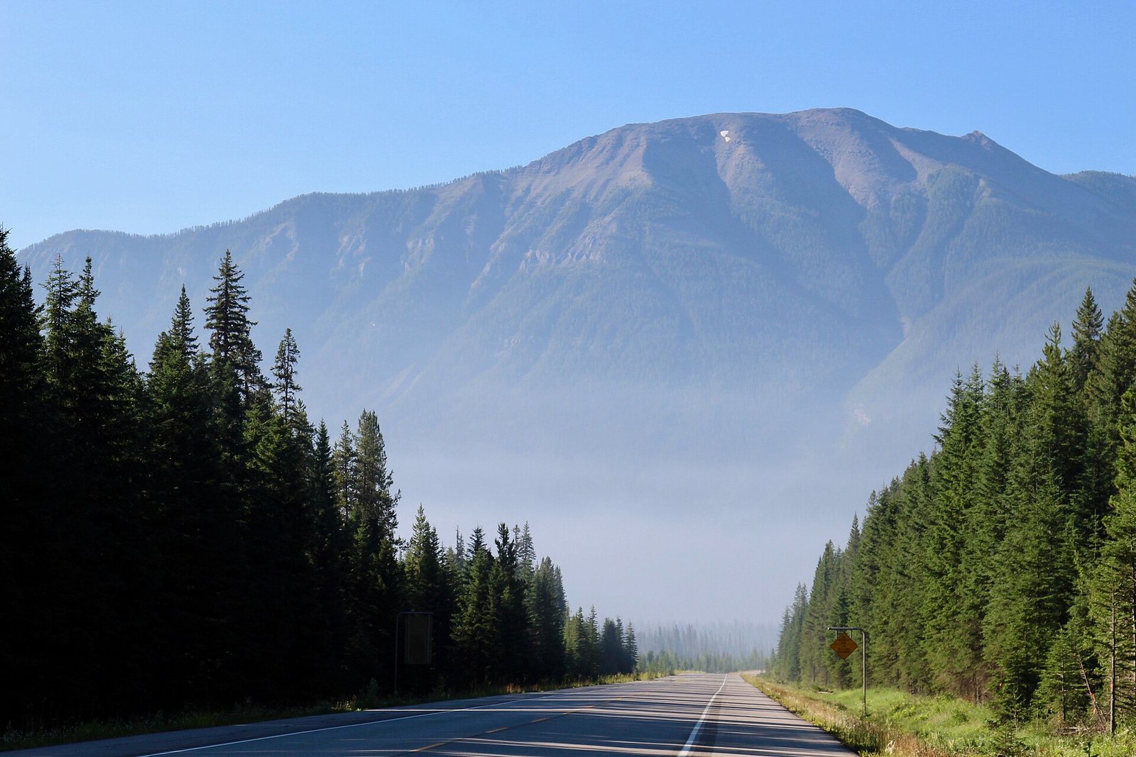 Wildfire Smoke and Highway Visibility: What August Freight Delays Really Cost Shippers